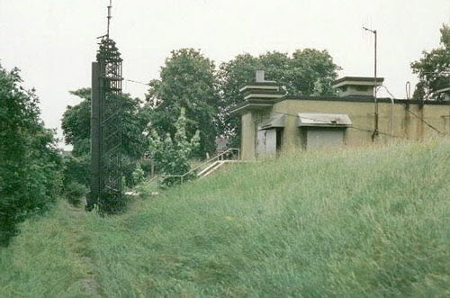 Path to Bunker P3/13