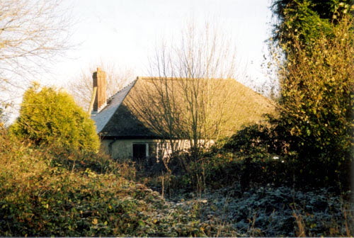 Cranbrook Bungalow P2/6 (12/05)