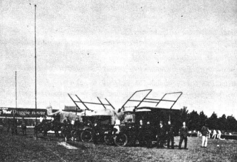 Early Police Mobile MF Radio