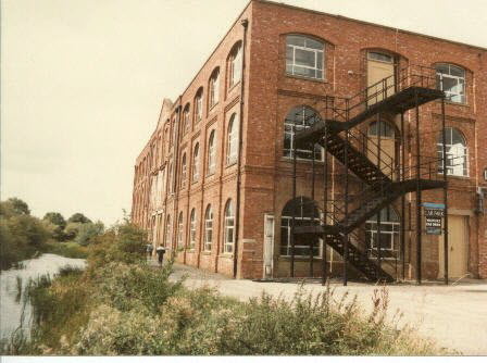 Weedon Clothes & Central Store (c1983)